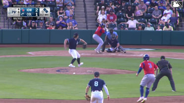 BJ Murray singles on a ground ball to right fielder CJ Kayfus. Chas McCormick scores. Pedro Ramírez to 3rd.