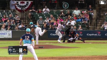 Trevor Hauver walks. Alejandro Osuna scores. Jonah Bride to 3rd. Justin Foscue to 2nd.