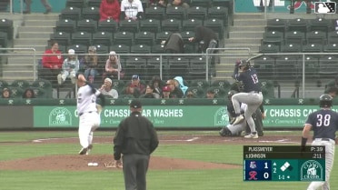 Cooper Johnson homers (7) on a line drive to left field. Aaron Zavala scores. Austin Wynns scores.