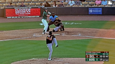 Cooper McMurray homers (5) on a line drive to right center field. Junior Garcia scores.