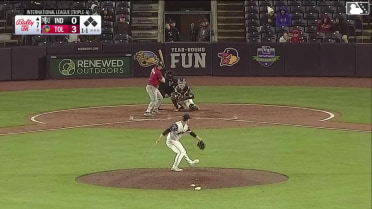 Tyler Callihan singles on a sharp fly ball to right fielder Ben Malgeri. Davis Wendzel scores. Dominic Fletcher scores. Rafael Flores Jr. to 3rd. Tyler Callihan to 2nd. Throwing error by second baseman Jace Jung.
