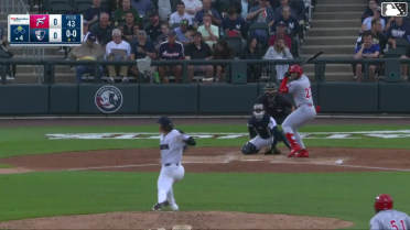 Raylin Heredia homers (17) on a fly ball to right field. Pedro León scores.