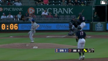 Jonathan Santucci In play, run(s) to Deyvison De Los Santos