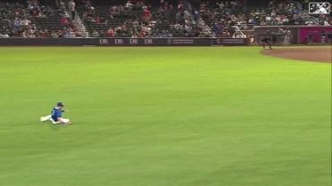 Dodgers outfielder Drew Avans makes a sliding grab