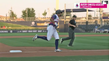 Avery Owusu-Asiedu homers (1) on a fly ball to left field.