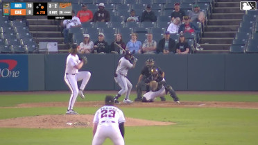 Wuilfredo Antunez homers (7) on a fly ball to right field. Jacob Cozart scores.