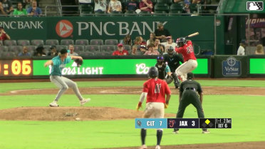 Jonathan Cannon In play, run(s) to Brian Navarreto