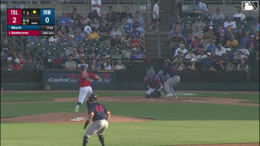 Max Anderson doubles (4) on a line drive to right fielder Owen Miller. Ben Malgeri scores.