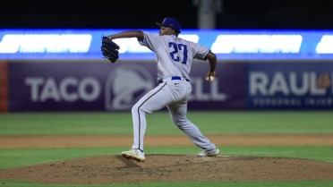 Sod Poodles Split Doubleheader Against Missions