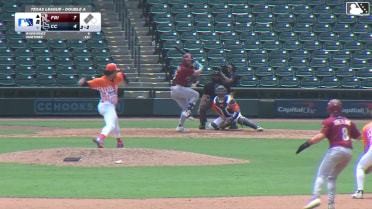 Orlando Martinez doubles (10) on a fly ball to left fielder Luis Baez. Jake Snider scores. Dylan Dreiling scores.