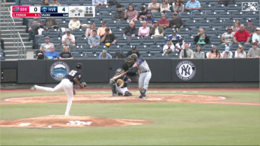Kevin Parada hammers a solo home run in the 4th