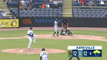 Shalin Polanco reaches on a fielder's choice, fielded by second baseman Kyle Walker. Carlos Caro scores. Brian Sanchez to 3rd. Camden Janik to 2nd. Fielding error by second baseman Kyle Walker.