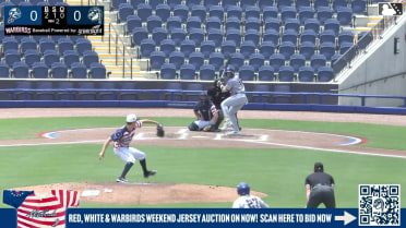 Alexander Albertus doubles (3) on a line drive to right fielder José Anderson. Christian Gonzalez scores.