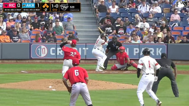 Christian Knapczyk flies into a sacrifice double play, center fielder Dakota Jordan to third baseman Zane Zielinski to catcher Jancel Villarroel to shortstop Maui Ahuna to catcher Jancel Villarroel. Bennett Thompson scores. Jake Fox out at home. Alex Mooney to 3rd.