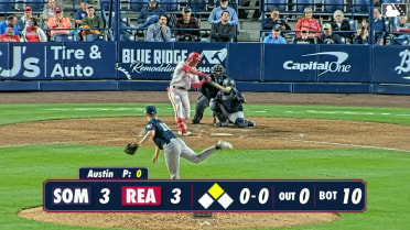 Kehden Hettiger's walk-off two-run homer