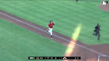 Jared Thomas' leadoff home run 