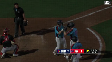 Kemp Alderman clubs a game-tying homer