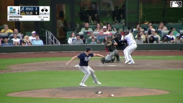 Jonatan Bernal In play, run(s) to Pablo Reyes