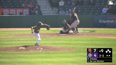 Geison Urbaez In play, run(s) to Anderson De Los Santos