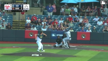 Alberto Hernandez homers (1) on a fly ball to center field.