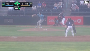 Kendrey Maduro out on a sacrifice fly to right fielder Jose Alpuria. Adrian Placencia scores. David Mershon to 3rd. Jorge Ruiz to 2nd.