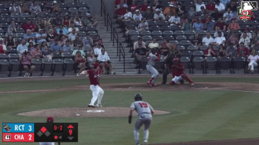 Anthony Scull singles on a line drive to left fielder Cade Hunter. Cole Fontenelle scores.