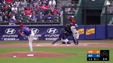 Luisangel Acuña's first-pitch home run