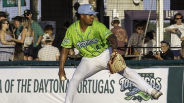 Duno Drives in Three, Lorduy Sharp in Rain-Soaked Win