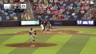 Kayson Cunningham triples (1) on a line drive to right fielder Carlos Jimenez. Slade Caldwell scores. JD Dix scores.