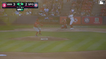 Jacob Hinderleider grounds out, shortstop Eric Snow to first baseman Peyton Williams. Jack O'Dowd scores. Tommy Hopfe to 2nd.