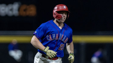 Canadians Mash Their Way To 8-2 Triumph