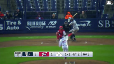 DJ Gladney homers (2) on a fly ball to right center field.