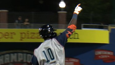 Quincy Hamilton's two homer game