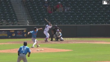 Jay Thomason homers (3) on a fly ball to right center field.