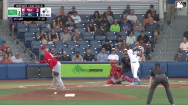 Druw Jones' two-run homer