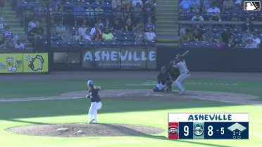 Nazzan Zanetello homers (2) on a fly ball to left field.