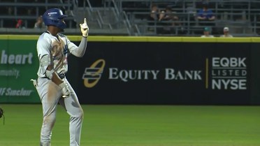 Josue De Paula's four-hit game