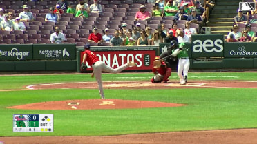 Leo Balcaza's two-run homer