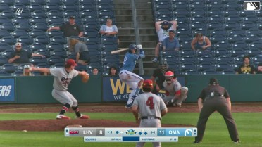 Brett Squires out on a sacrifice fly to right fielder Bryan De La Cruz. John Rave scores.