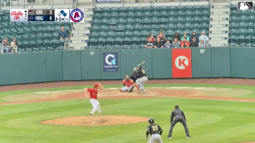 John Peck doubles (9) on a sharp line drive to left fielder Elijah Nunez. Aaron Antonini scores. Peyton Graham to 3rd.