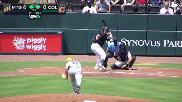 Drew Compton grounds into a force out, second baseman Jadher Areinamo to shortstop Gregory Barrios. Luke Waddell scores. Adam Zebrowski out at 2nd. Drew Compton to 1st.