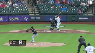 JP Sears In play, run(s) to Cameron Cauley