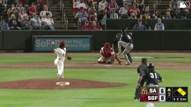 Marcos Castañon's three-run homer