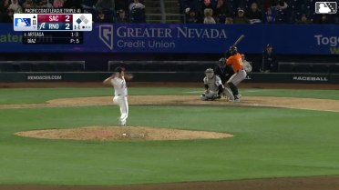 Yilber Díaz In play, run(s) to Aeverson Arteaga