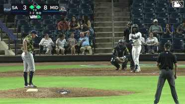 Joshua Kuroda-Grauer singles on a ground ball to shortstop Carson Tucker. Clark Elliott scores. Jared Dickey to 3rd.