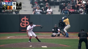 Joendry Vargas doubles (8) on a soft fly ball to right fielder Broedy Poppell. Jose D. Hernandez scores.