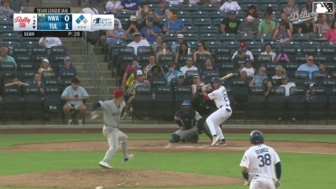 Jose Izarra doubles (2) on a line drive to left fielder Spencer Nivens. Kole Myers scores. Nelson Quiroz scores.