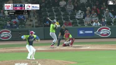 Gleider Figuereo reaches on a throwing error by second baseman Stanley Tucker. Quincy Scott scores. Gleider Figuereo to 3rd.
