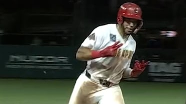 Joshua Báez's three-hit performance