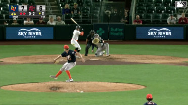 Drew Gilbert reaches on a fielder's choice. Will Brennan scores. Osleivis Basabe to 2nd. Fielding error by shortstop Drew Swift.